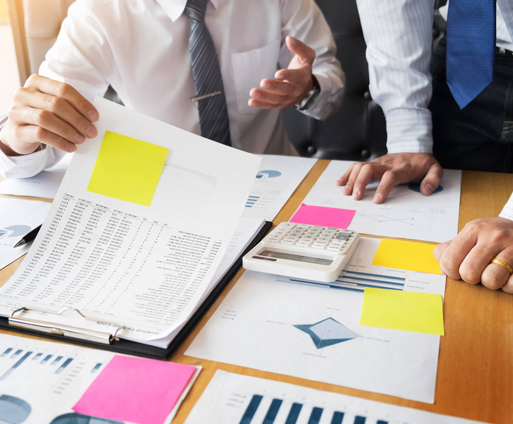 ÁREA ADMINISTRATIVA